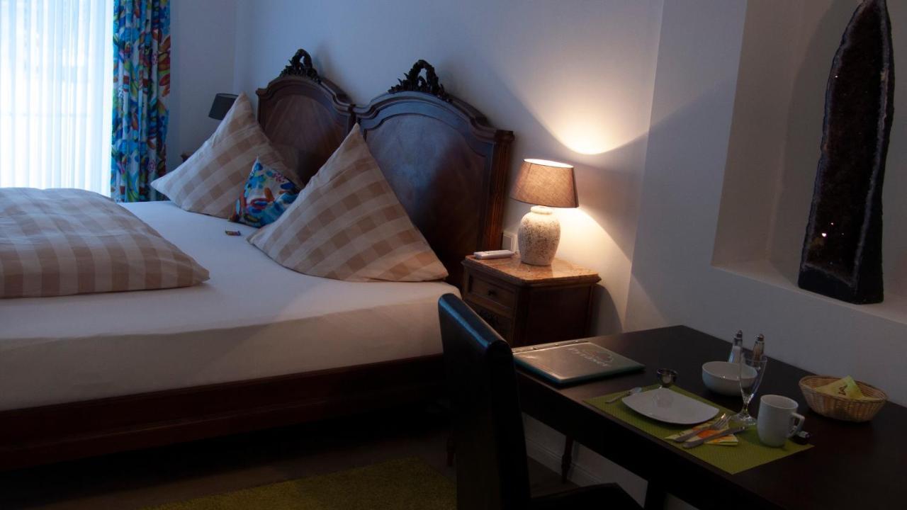 Apartmenthaus "Zum Birnbaum" Rosstal Esterno foto