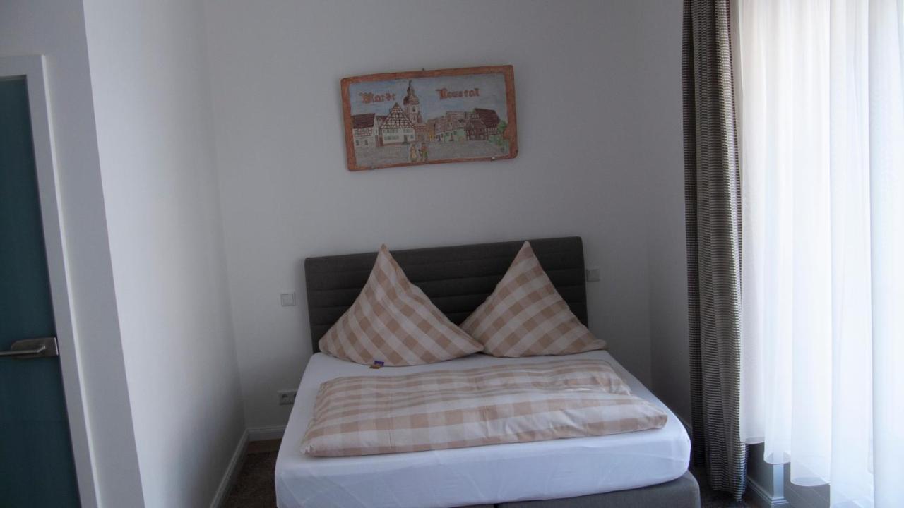 Apartmenthaus "Zum Birnbaum" Rosstal Esterno foto